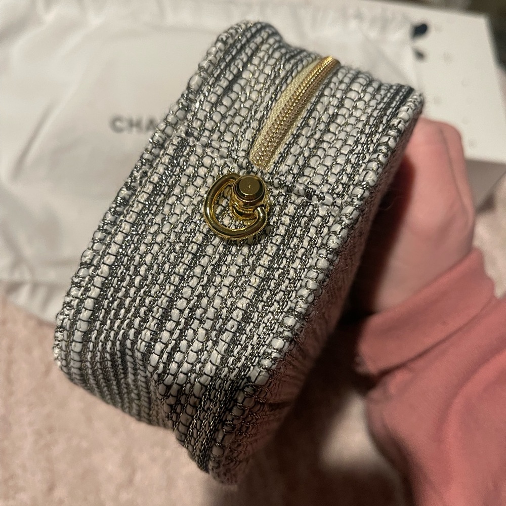 Chanel Tweed Pouch with Straps - Holiday Edition - Picture 7 of 10